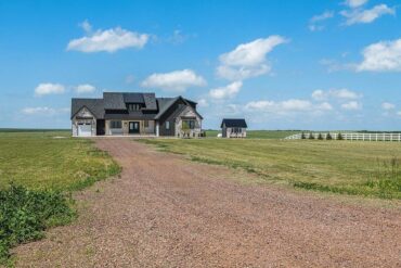 Family Farm Stays in Cheyenne Wyoming