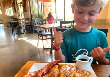 Family Friendly Cafes in Naperville Illinois