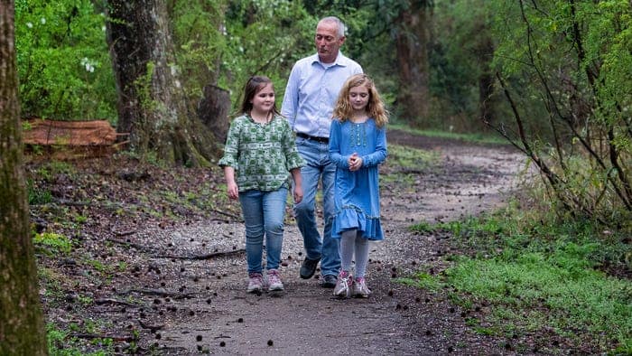 Family Walks With Kids in Auburn Alabama