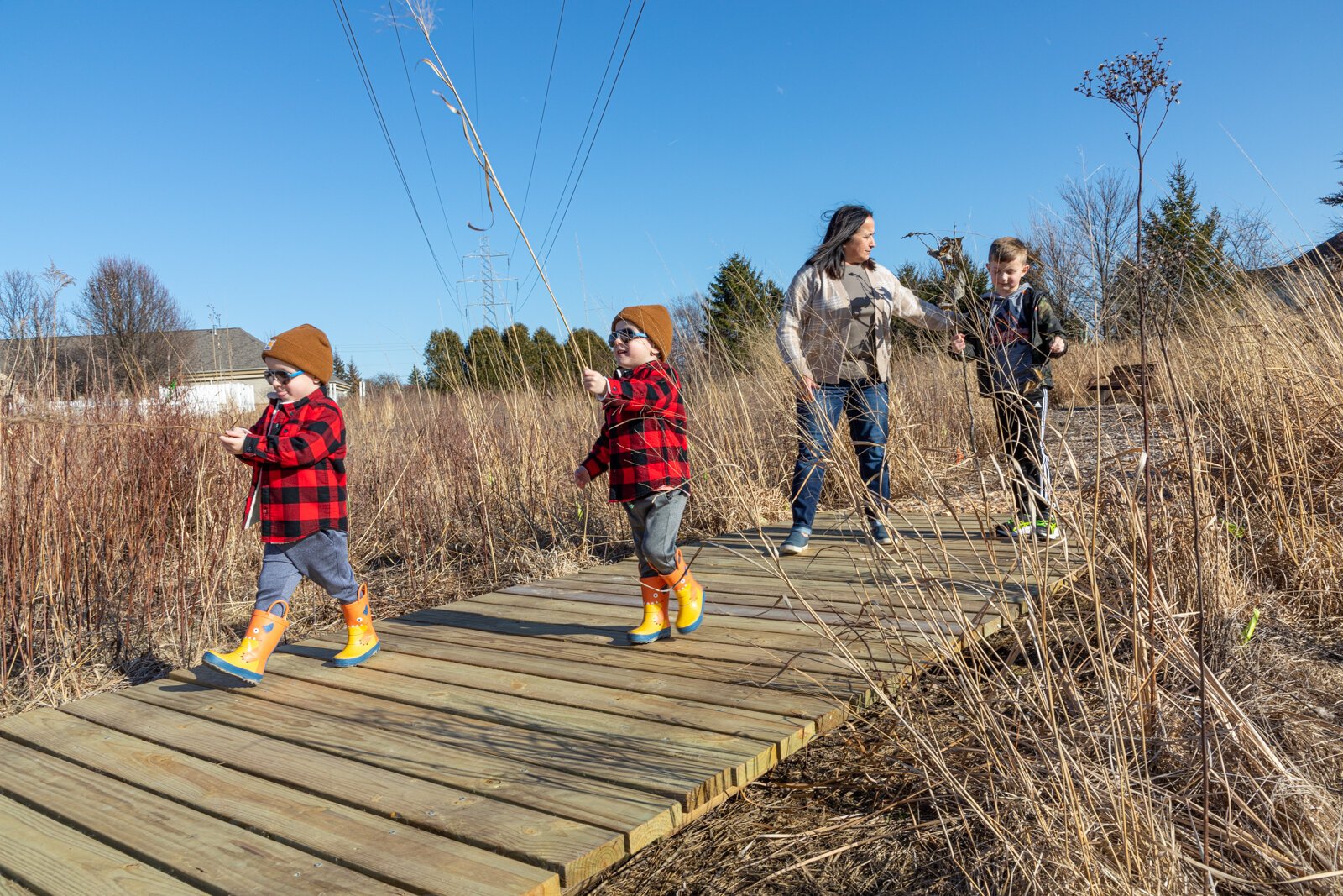 Family Walks With Kids in Fort Wayne Indiana