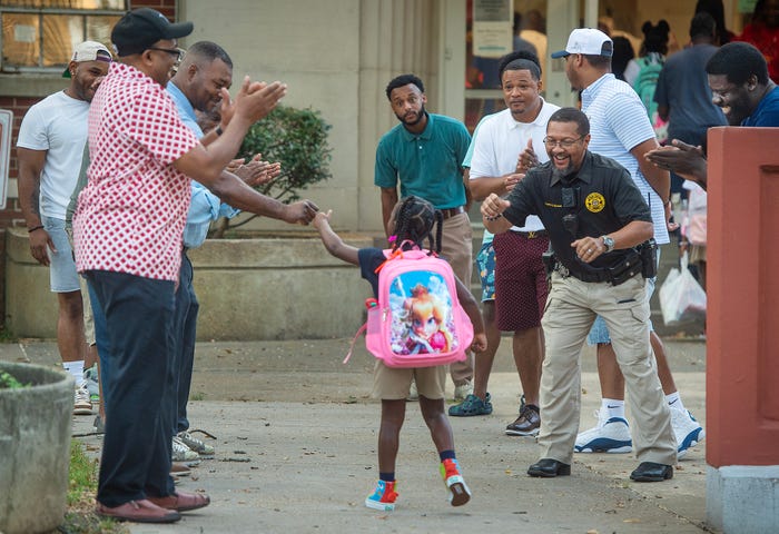 Family Walks With Kids in Jackson Mississippi