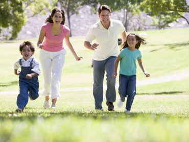 Family Walks With Kids in Rockford Illinois