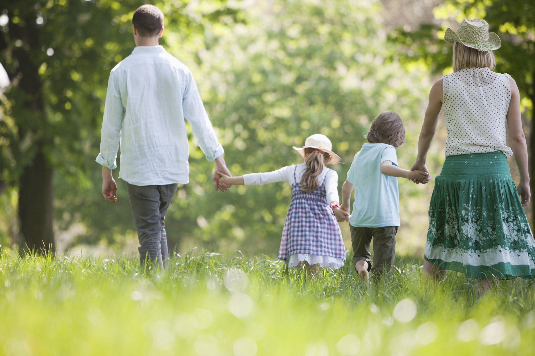 Family Walks With Kids in Schaumburg Illinois