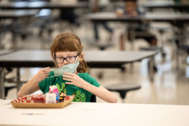 Free eating place for kids in Louisville Kentucky