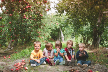 Fruit Picking for Kids in Fort Wayne Indiana