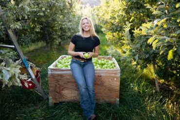 Fruit Picking in Thornton Colorado