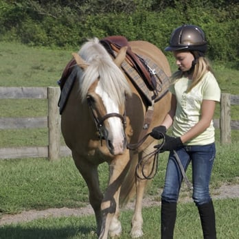 Horse Riding in Waldorf Maryland