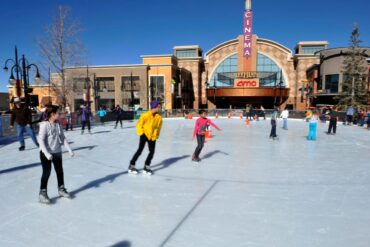 Ice Skating in Aurora Colorado