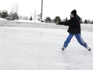 Ice Skating in Woodbury Minnesota