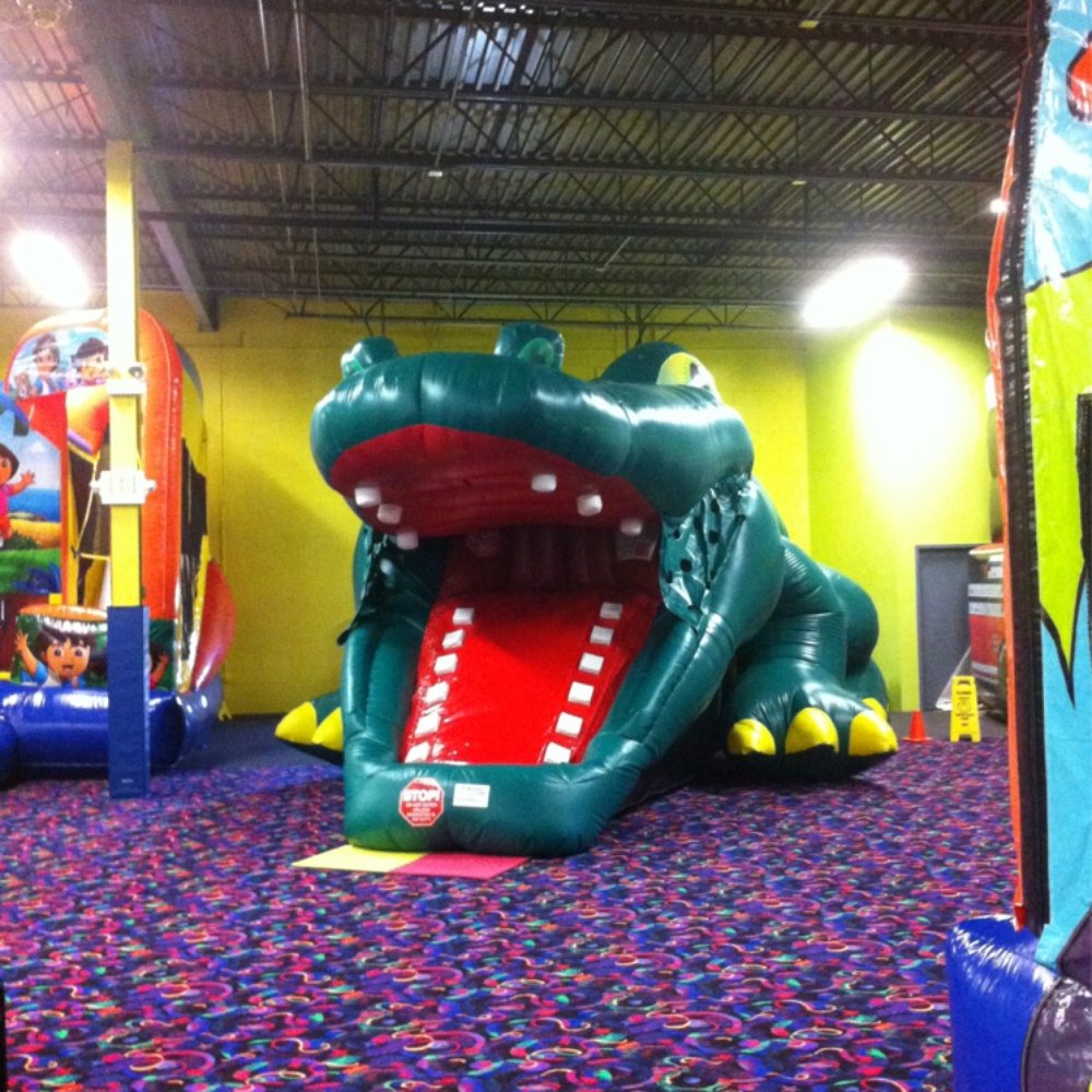 Indoors Playgrounds in Joliet Illinois