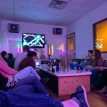 Karaoke in Eagan Minnesota