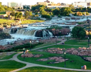 National Parks in Sioux Falls South Dakota