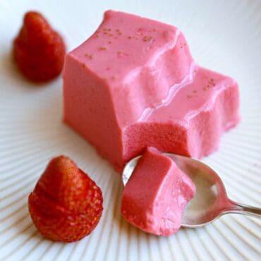 Strawberry Milk Jelly