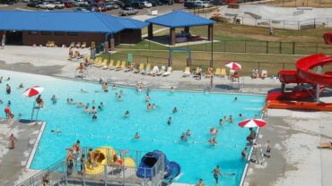 Swimming Pools and Aquatic Centres in Broken Arrow Oklahoma