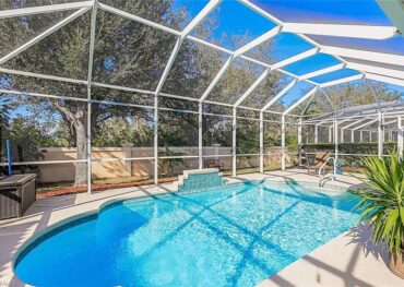 Swimming Pools and Aquatic Centres in Lehigh Acres Florida