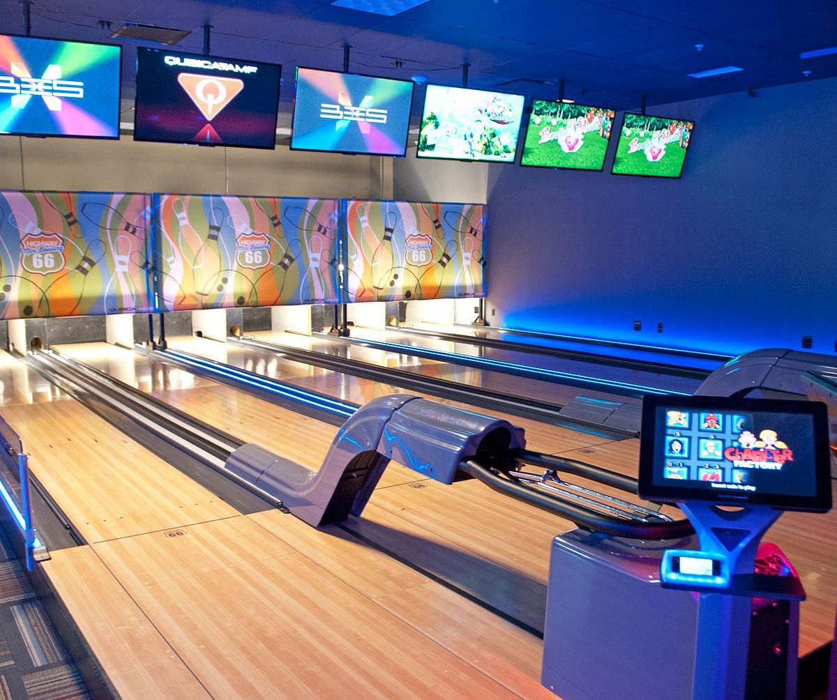 Ten Pin Bowling in Fort Myers Florida