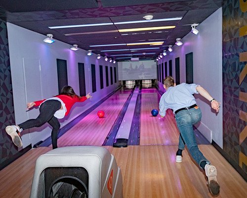 Ten Pin Bowling in New York City