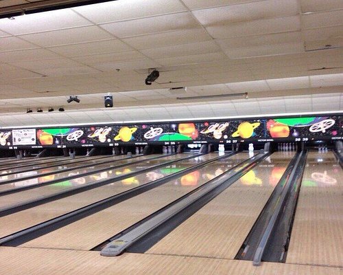 Ten Pin Bowling in Victorville California