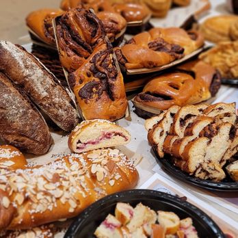 Bakeries near me in Cary North Carolina