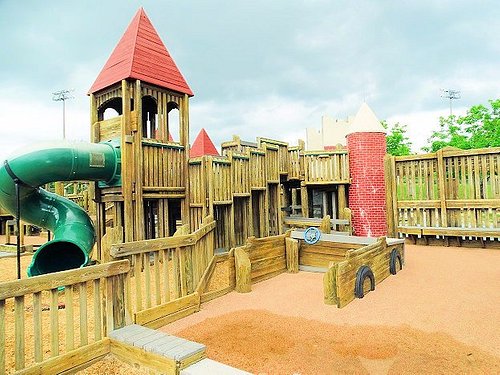 Best Playgrounds in Gastonia North Carolina