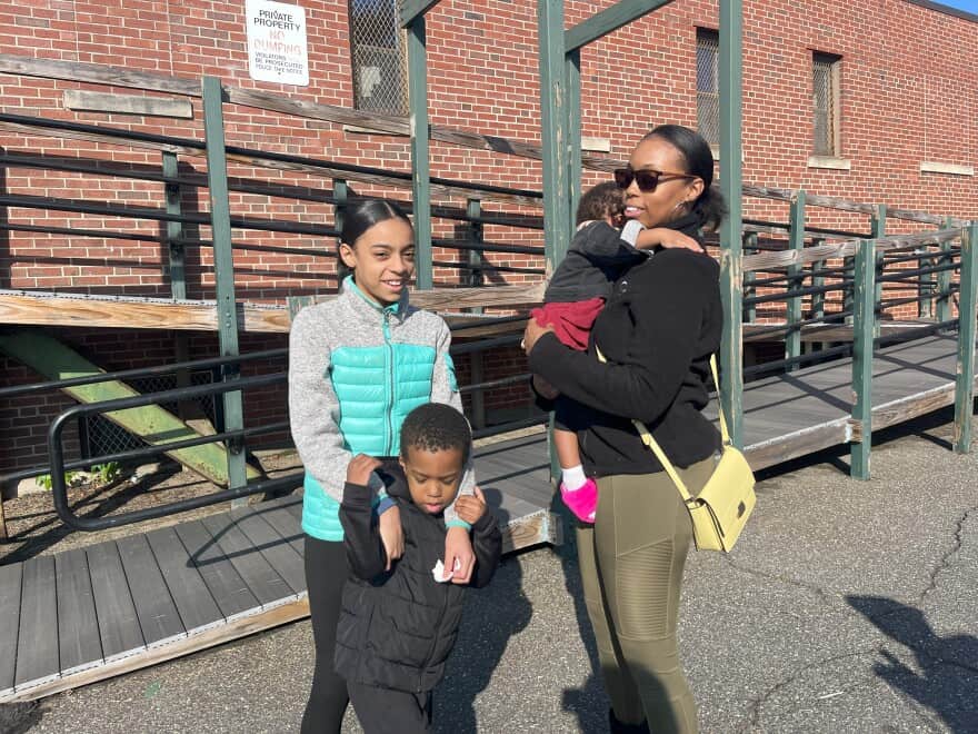 Family Walks With Kids in Springfield Massachusetts