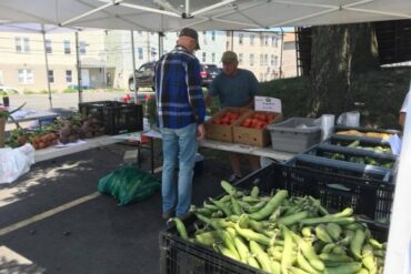 Farmers Markets in Fall River Massachusetts