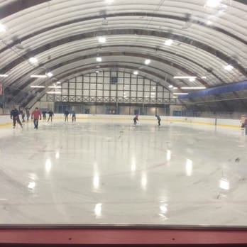 Ice Skating in Newton Massachusetts