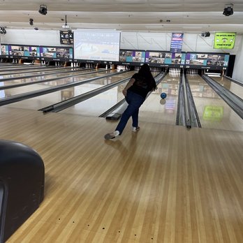 Ten Pin Bowling in Fayetteville North Carolina