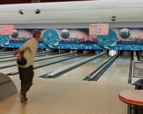 Ten Pin Bowling in Lawrence Massachusetts